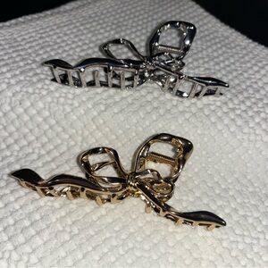 Bow hair clips